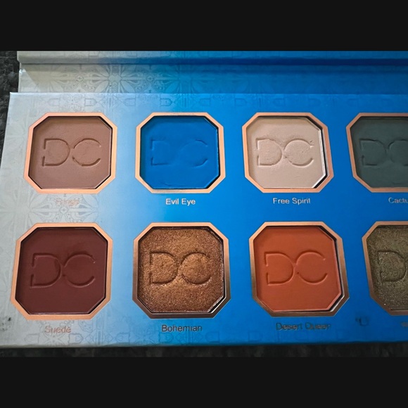 Dominique Cosmetics Rustic Glam Palette - Picture 4 of 5